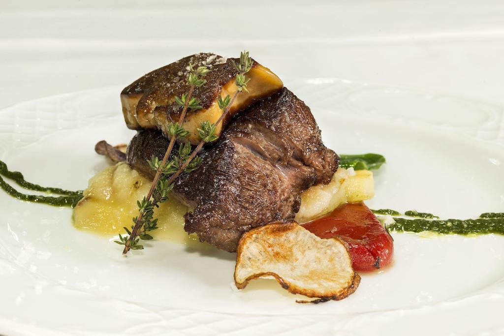 Hotel Restaurante Sostenible La Laguna Бросас Экстерьер фото